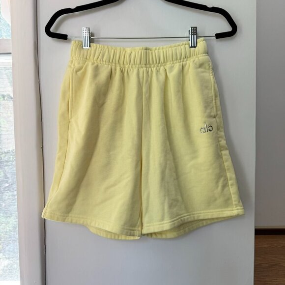 Alo Accolade Shorts Sweats in Light Yellow Buttercup Size XS - Picture 1 of 10